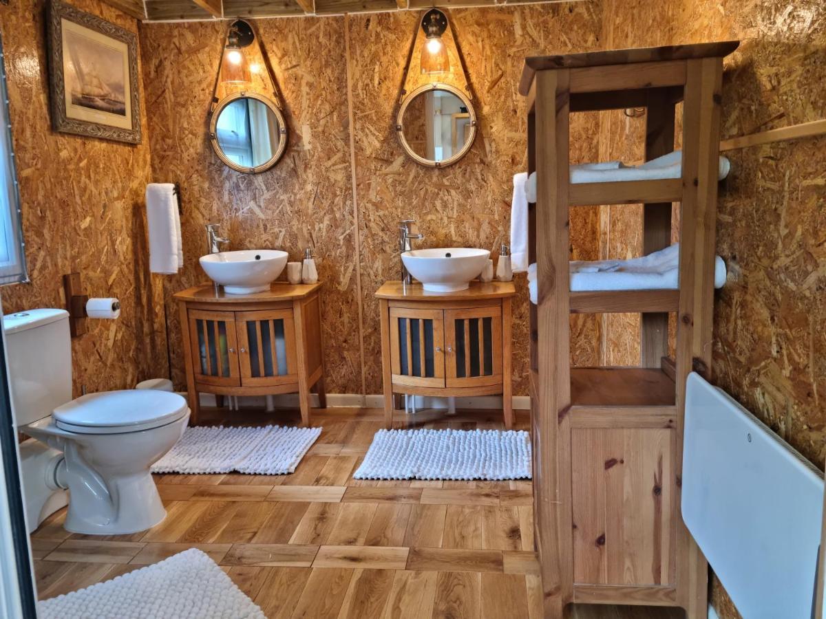 Hotel Riverside Cabin At Pen-Y-Bont Mill Oswestry Zewnętrze zdjęcie
